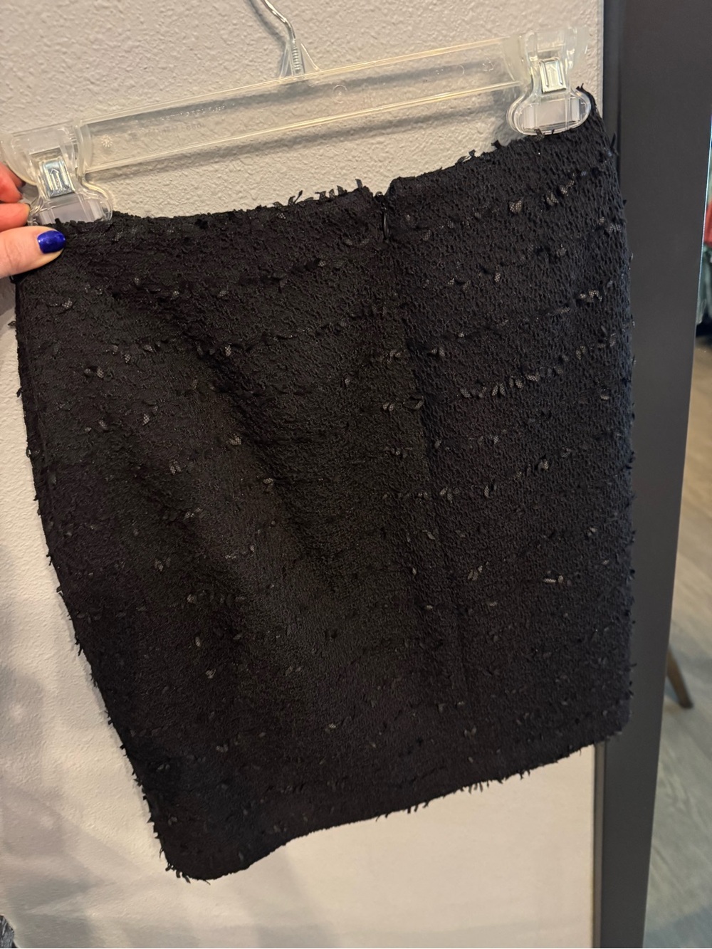 90’s Y2K Designer Textured Chic Black Mini Skirt 🖤 - Picture 6 of 6